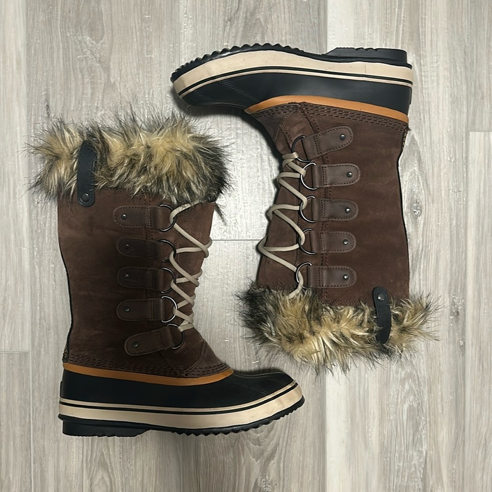 Sorel Joan of Arctic boots
